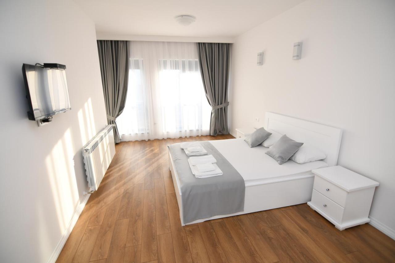Elan Luxury Apartments & Rooms Plav Eksteriør billede